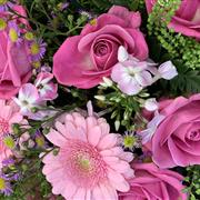 Florist&#39;s Choice Vase Arrangement